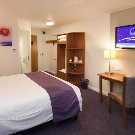 Premier Inn South Mimms/Potters Bar מראה חיצוני תמונה