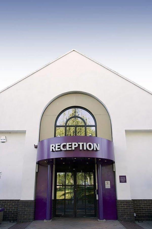 Premier Inn South Mimms/Potters Bar מראה חיצוני תמונה
