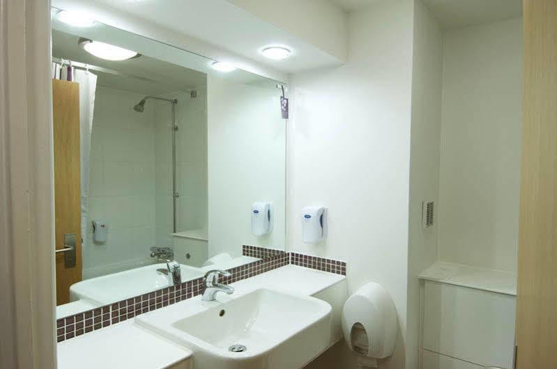 Premier Inn South Mimms/Potters Bar מראה חיצוני תמונה
