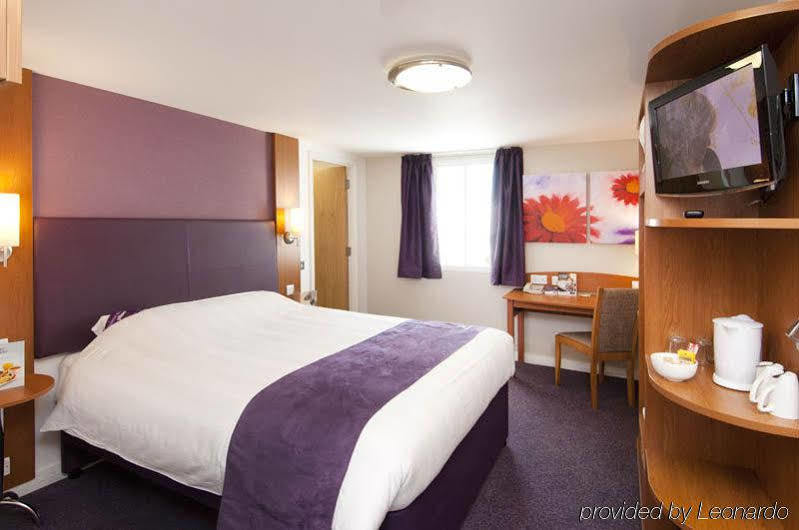 Premier Inn South Mimms/Potters Bar מראה חיצוני תמונה