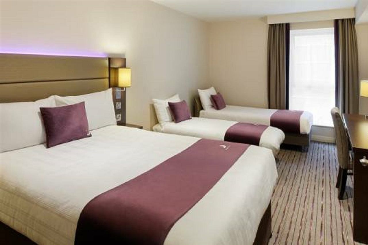 Premier Inn South Mimms/Potters Bar מראה חיצוני תמונה